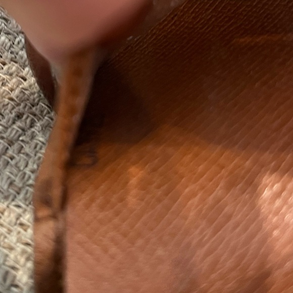 SALE ⏰ Louis Vuitton Monogram Bifold Wallet - Picture 5 of 12